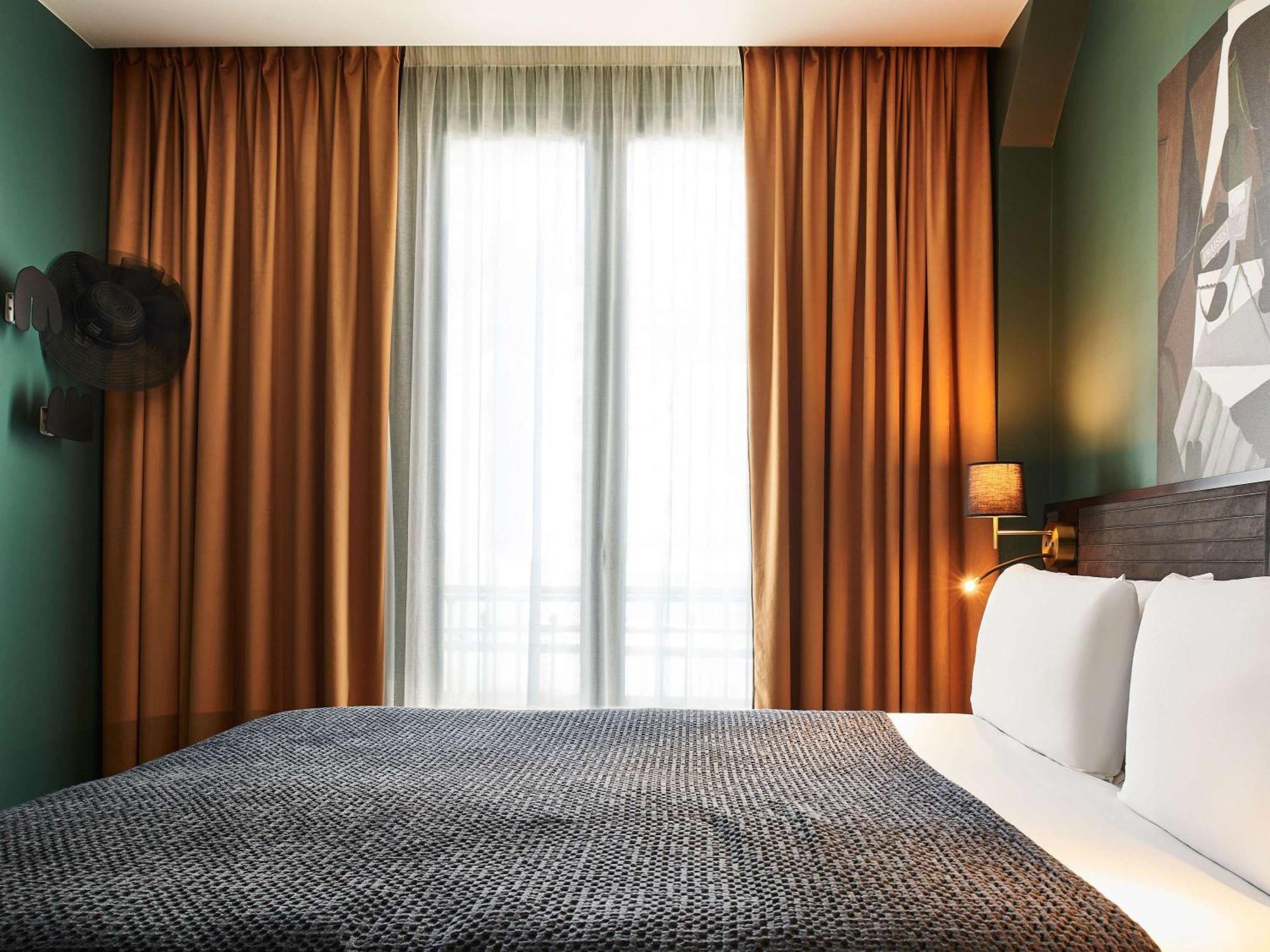 Mercure Paris Tour Eiffel Pont Mirabeau Exteriör bild