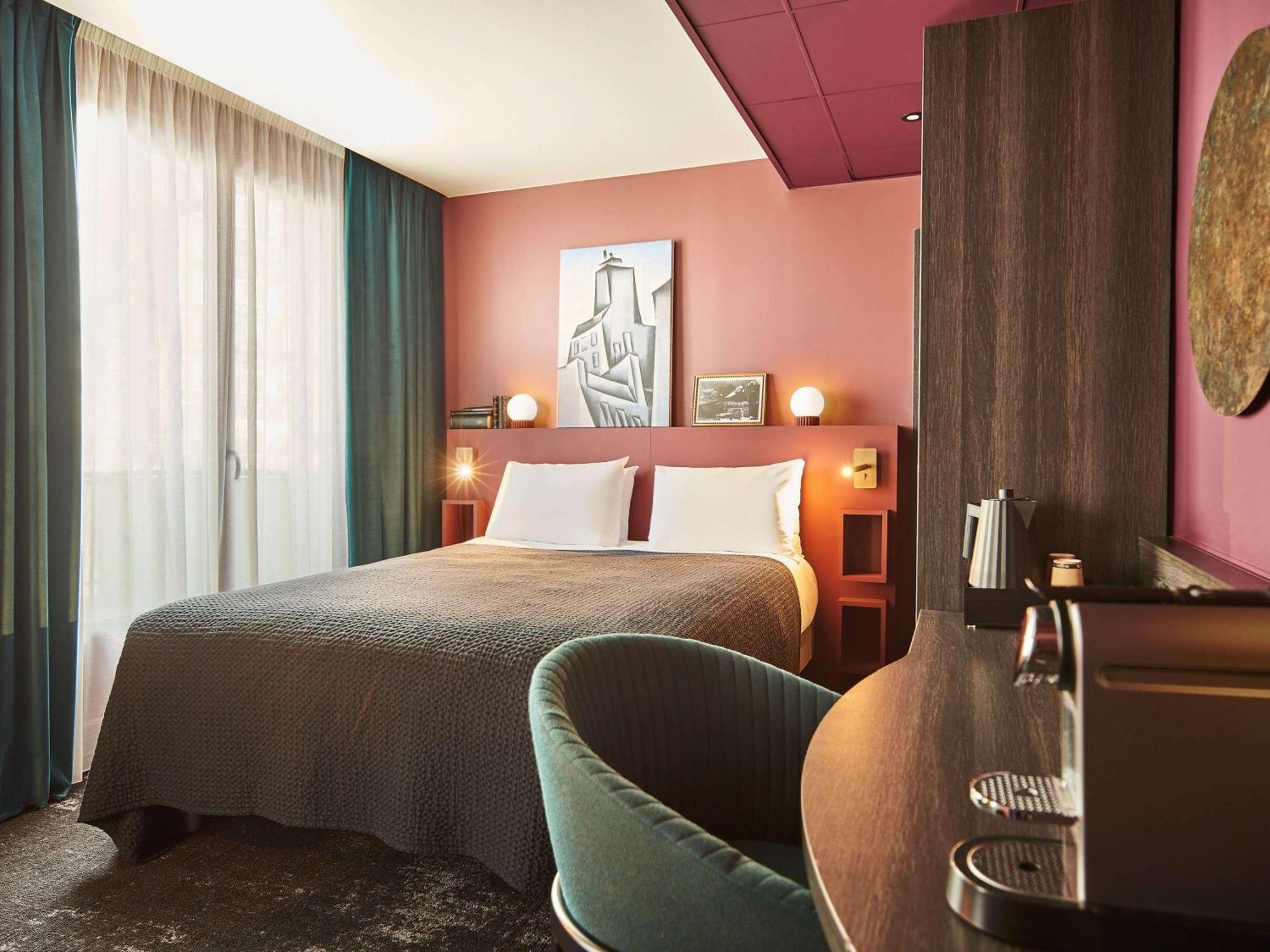 Mercure Paris Tour Eiffel Pont Mirabeau Exteriör bild